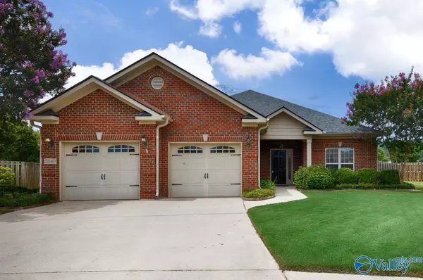 Owens Cross Roads, AL 35763,5040 Valley Cove Drive