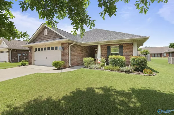 Owens Cross Roads, AL 35763,4625 Carrington Blvd SE