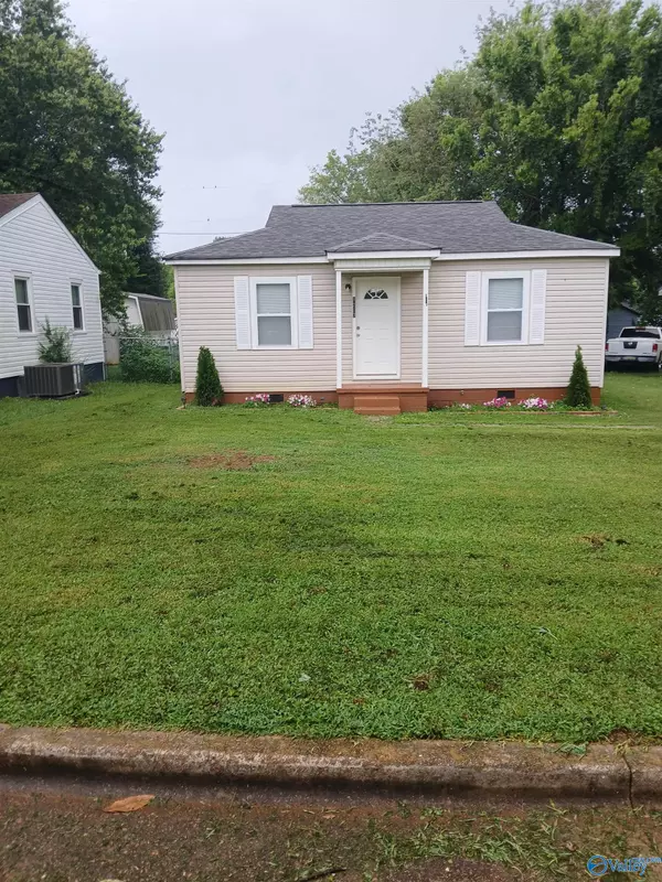 1207 Seton Avenue Se, Decatur, AL 35601