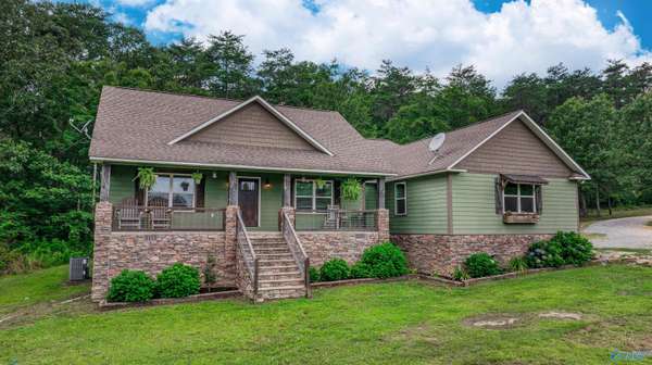 370 Valhalla Road, Fort Payne, AL 35967