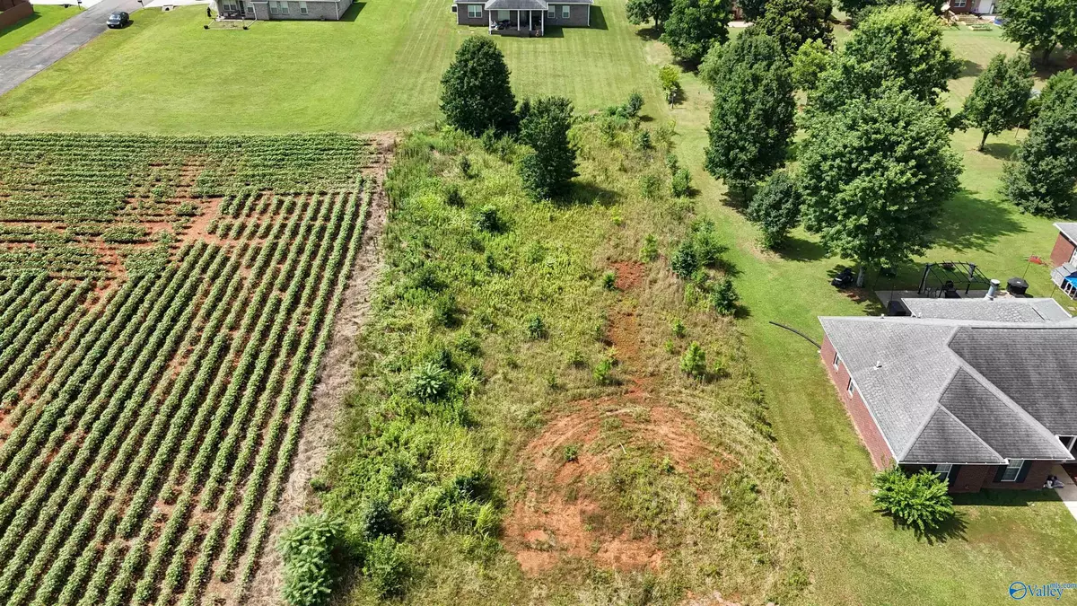 Huntsville, AL 35811,0.40 acres Laurel Oak Road