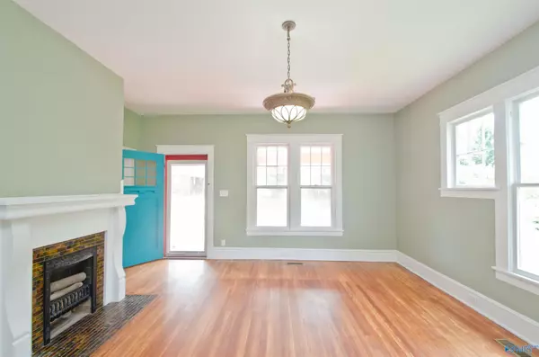 Athens, AL 35611,106 S Houston Street