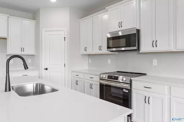 Toney, AL 35773,236 White Horse Way