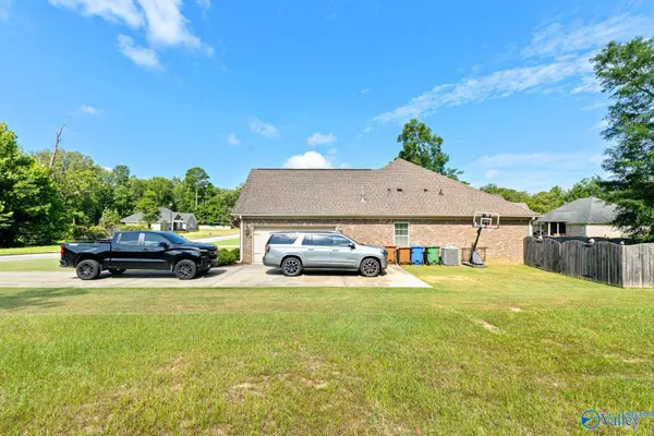 Hartselle, AL 35640,303 Ferncrest Street SW