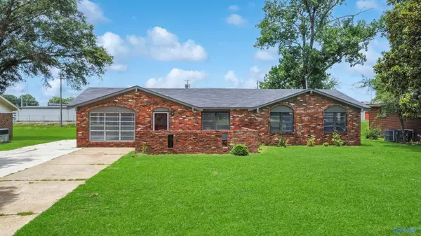 Decatur, AL 35601,2407 Morgan Avenue