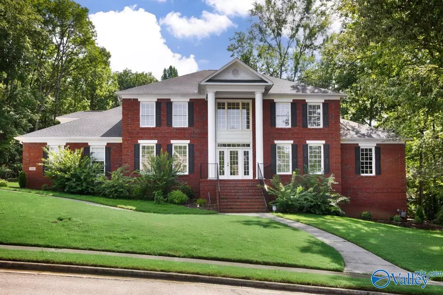 2898 Hampton Cove Way SE, Owens Cross Roads, AL 35763