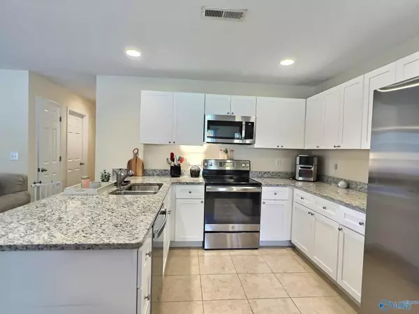 Rainbow City, AL 35906,3502 Montrose Avenue