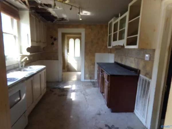 Decatur, AL 35601,207 Cain Street NE