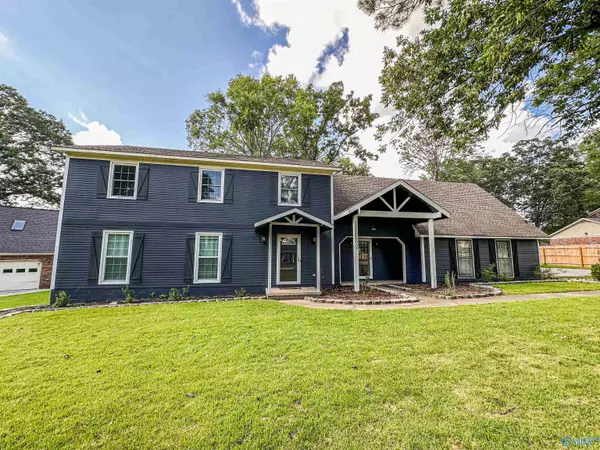 Decatur, AL 35603,1008 Way Thru The Woods