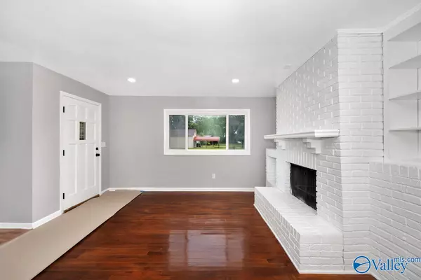 Brownsboro, AL 35741,215 NE Teague Road