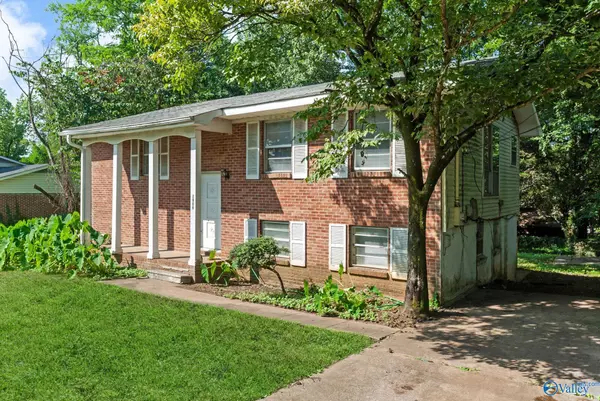 2909 Pulaski Pike NW, Huntsville, AL 35810