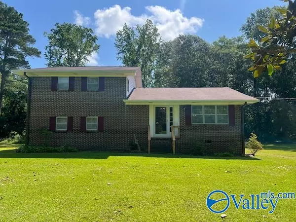 Glencoe, AL 35905,1426 Cove Creek Drive