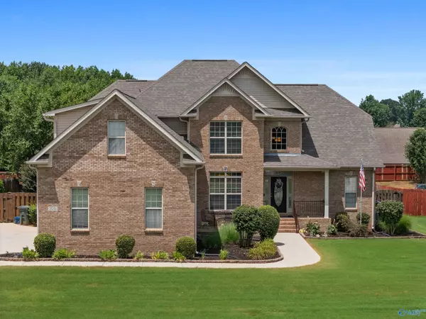 370 Weatherford Drive NW, Madison, AL 35757