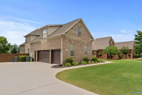 Madison, AL 35757,370 Weatherford Drive NW