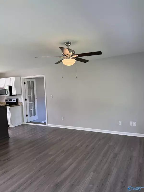 Huntsville, AL 35810,4728 NW Lumary Drive NW