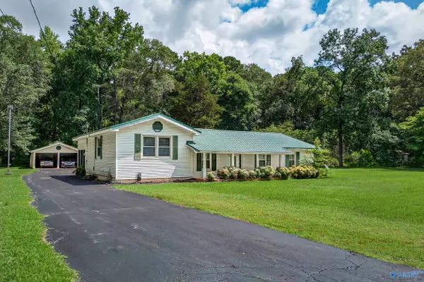 Hazel Green, AL 35750,271 Oakview Road