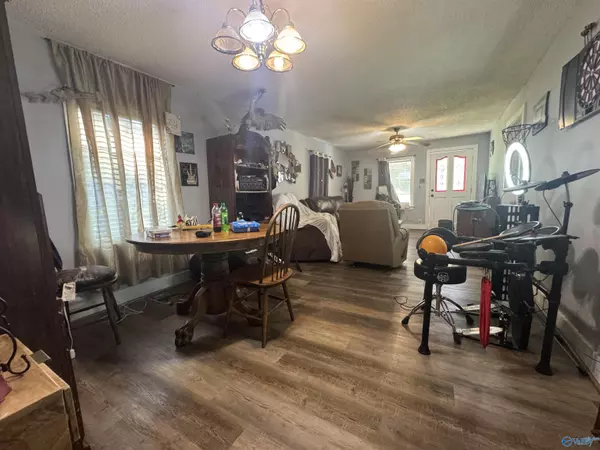 Gadsden, AL 35903,304 Albany Avenue