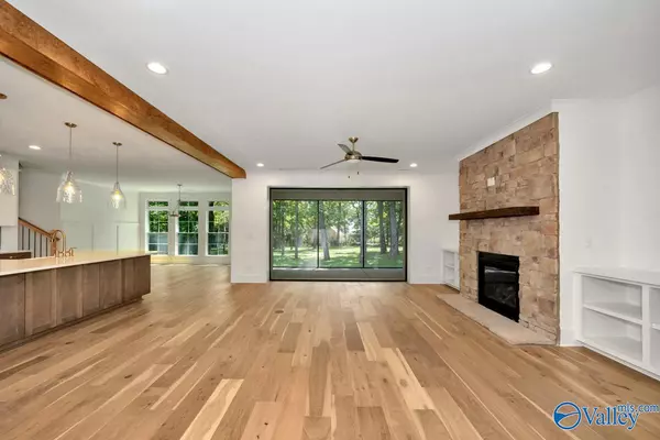 Huntsville, AL 35803,39 Trail Loop Road