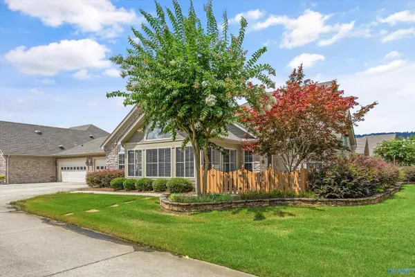 42 Laurel Lane #902, Brownsboro, AL 35741