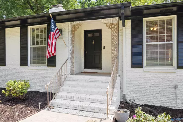 Huntsville, AL 35802,7119 Jones Valley Drive SE