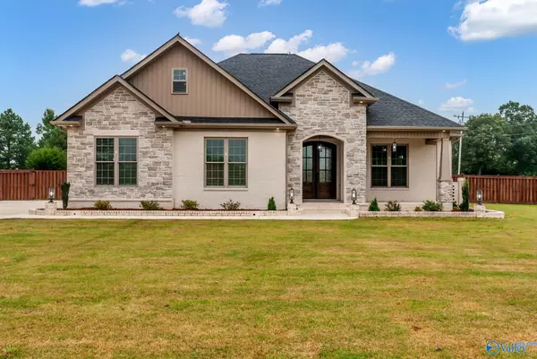 24957 Windward Drive, Athens, AL 35613