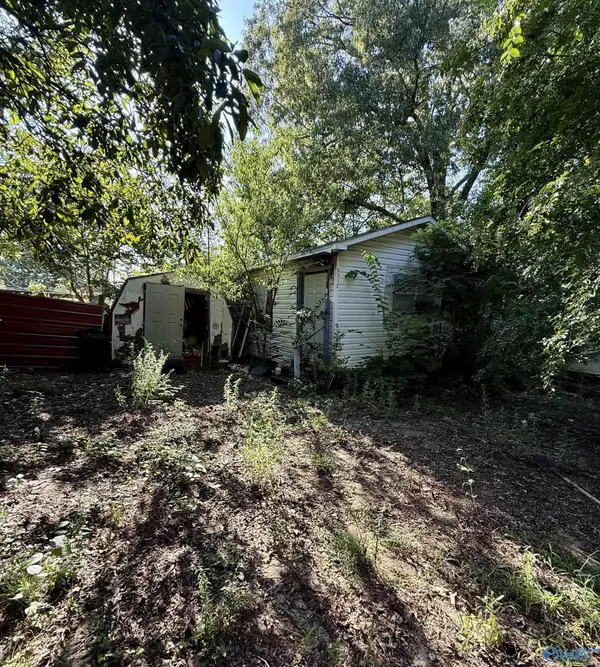 5212 Pitts Street, Guntersville, AL 35976