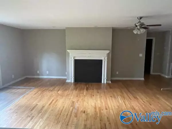 Decatur, AL 35603,4302 Central Parkway