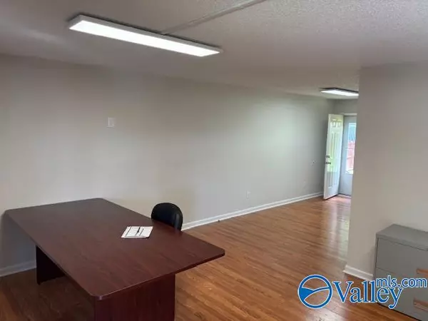 Huntsville, AL 35806,1775 Jeff Road #A