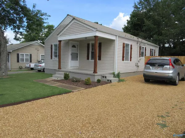 Scottsboro, AL 35768,433 E Charlotte Avenue