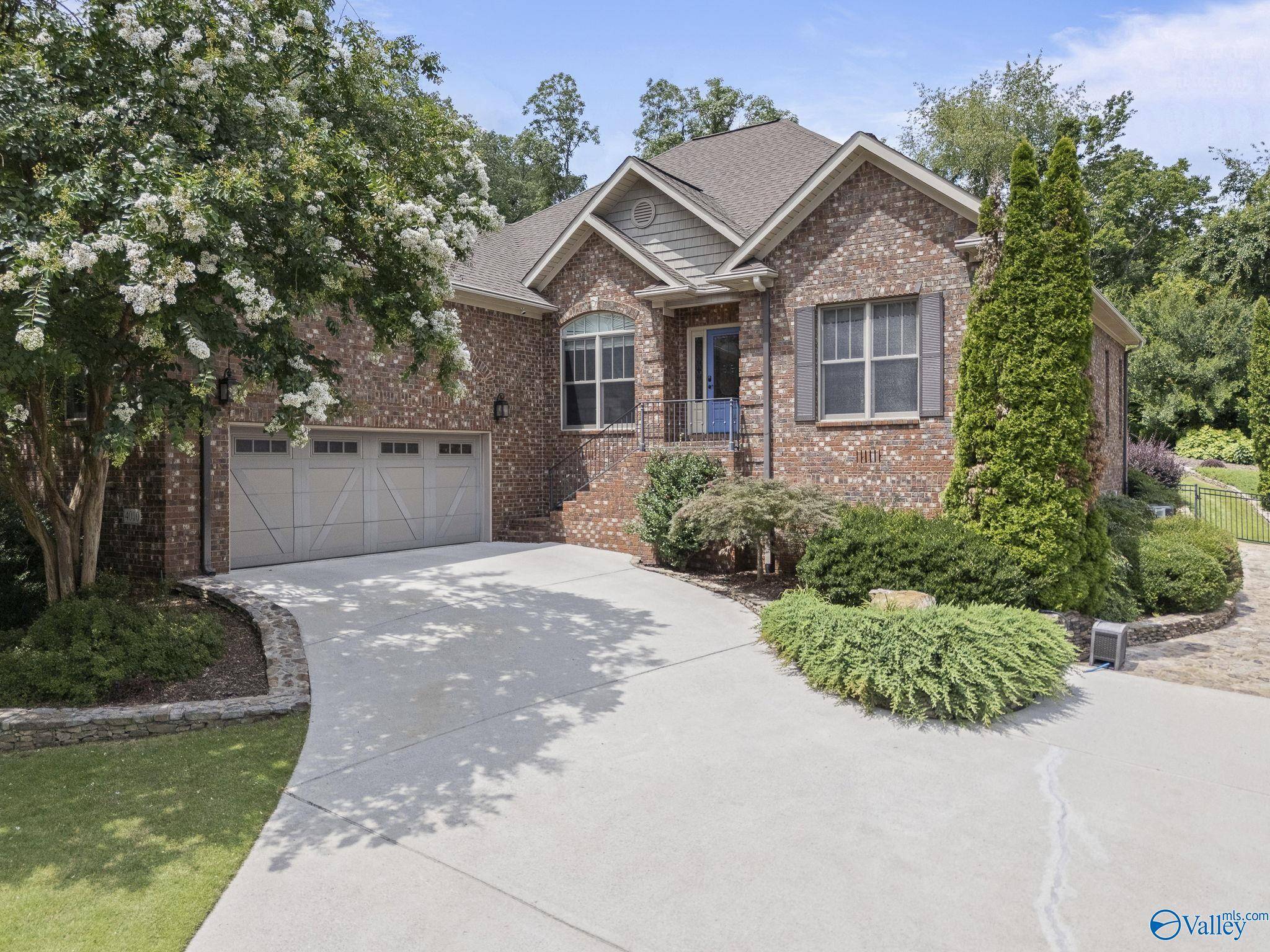 4010 Heatherhill Drive SE, Huntsville, AL 35802