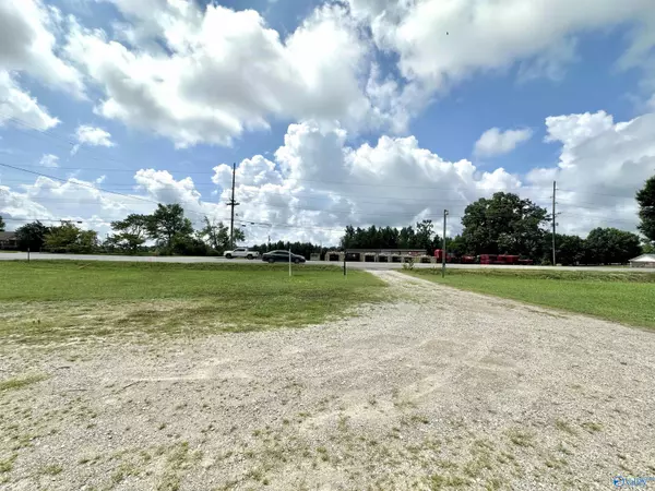 Athens, AL 35611,16021 Zehner Road