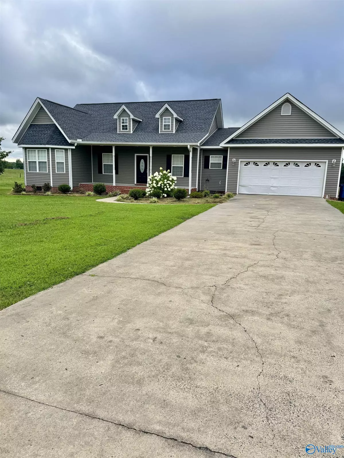 Fyffe, AL 35971,145 Graben Street E