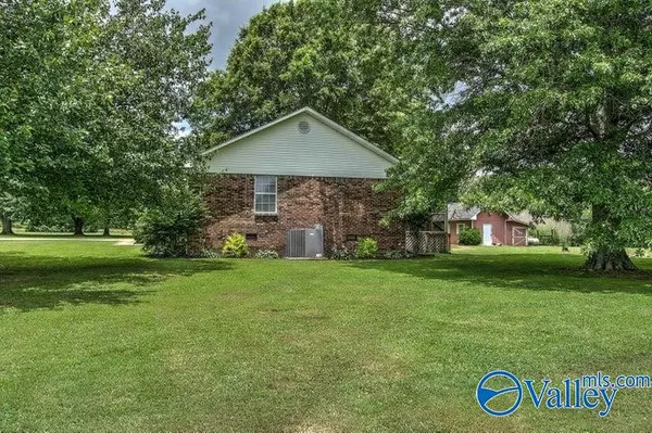 Ider, AL 35981,630 Sunset Drive