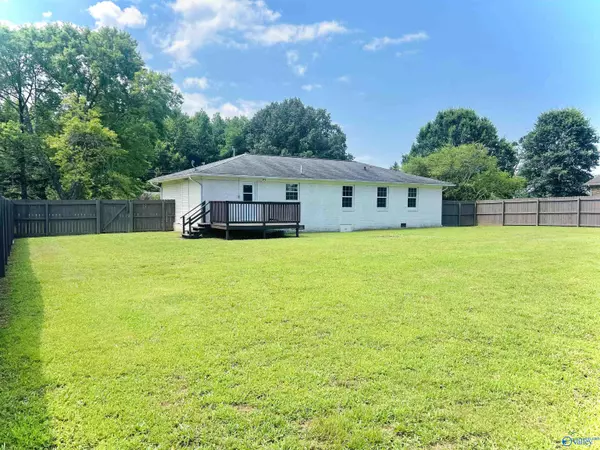 Hazel Green, AL 35750,505 Ready Section Road