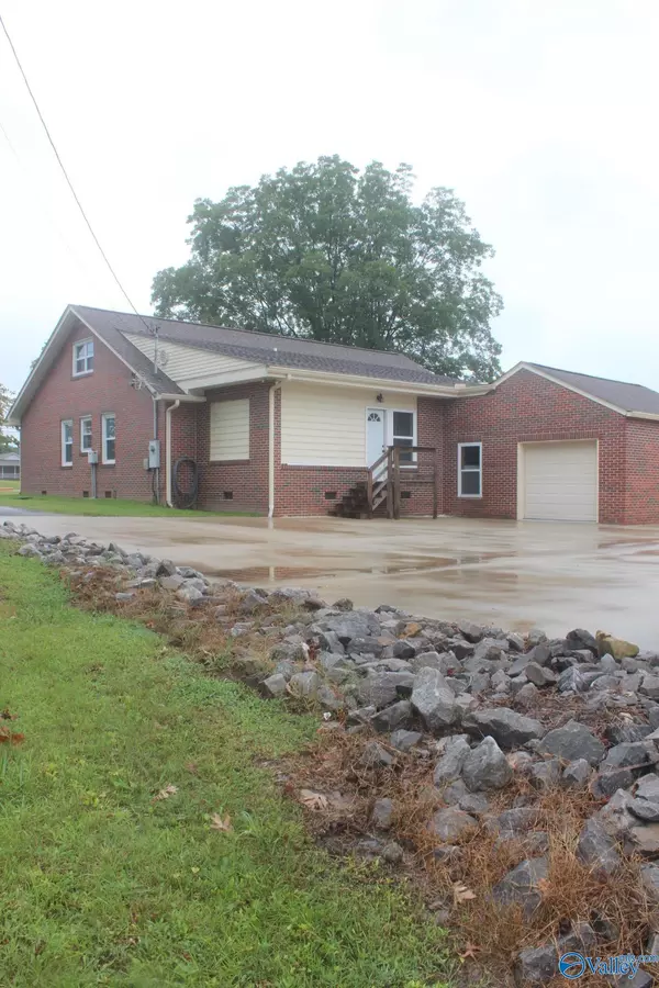 Section, AL 35771,4383 Tammy Little Drive