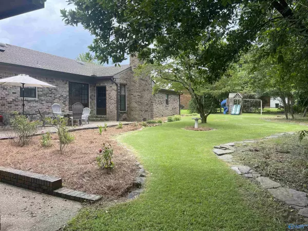 Albertville, AL 35950,6 Penny Lane