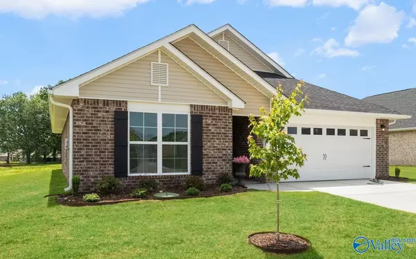 110 Sidney Ruth Drive, New Market, AL 35761