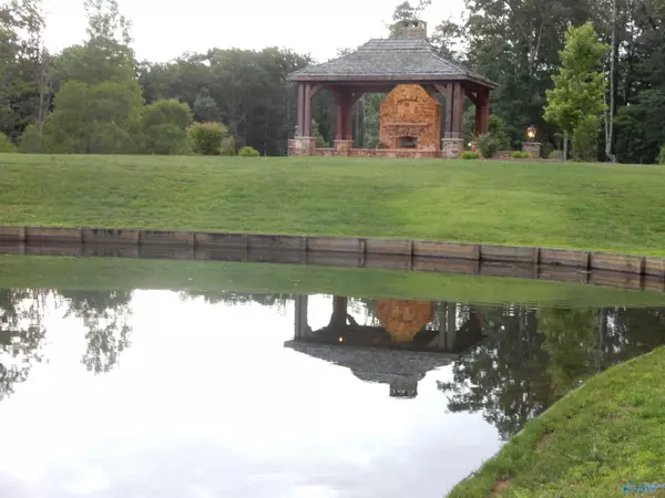 Huntsville, AL 35803,17 Winter Walk Way