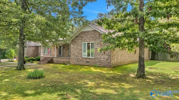 Hollywood, AL 35752,182 County Road 230