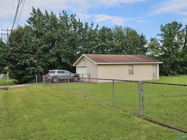 Hartselle, AL 35640,1850 Peach Orchard Road NW