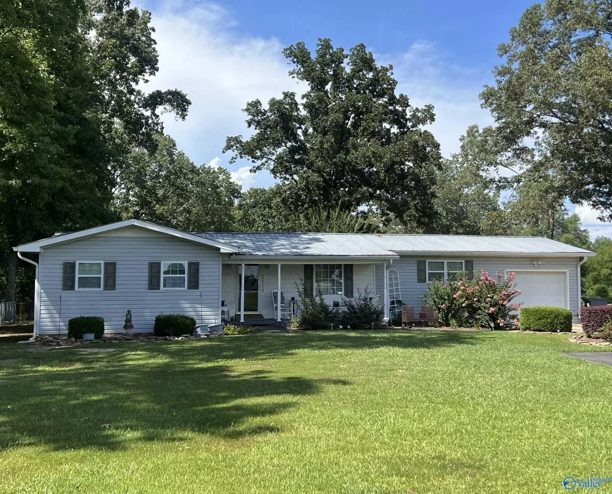 Cedar Bluff, AL 35959,4385 Hwy 9