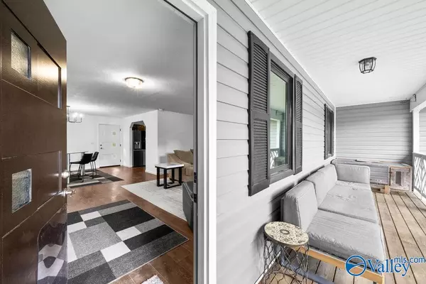 699 Mark Whitt Road, Boaz, AL 35956