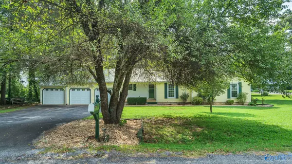 826 County Road 350, Hollywood, AL 35752