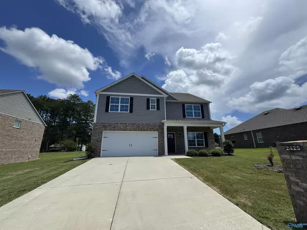 2425 Bluff Haven Lane, Hokes Bluff, AL 35903