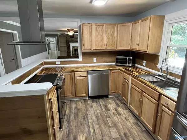 Scottsboro, AL 35769,232 Bradley Street