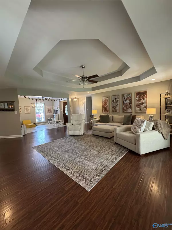 Tuscumbia, AL 35674,137 Jordan Lane