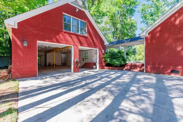 Huntsville, AL 35741,291 Dug Hill Road