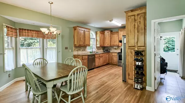 Athens, AL 35614,20960 Cairo Hollow Road