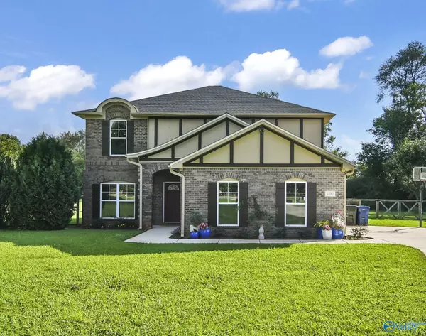 100 Gristmill Road NE, Huntsville, AL 35811