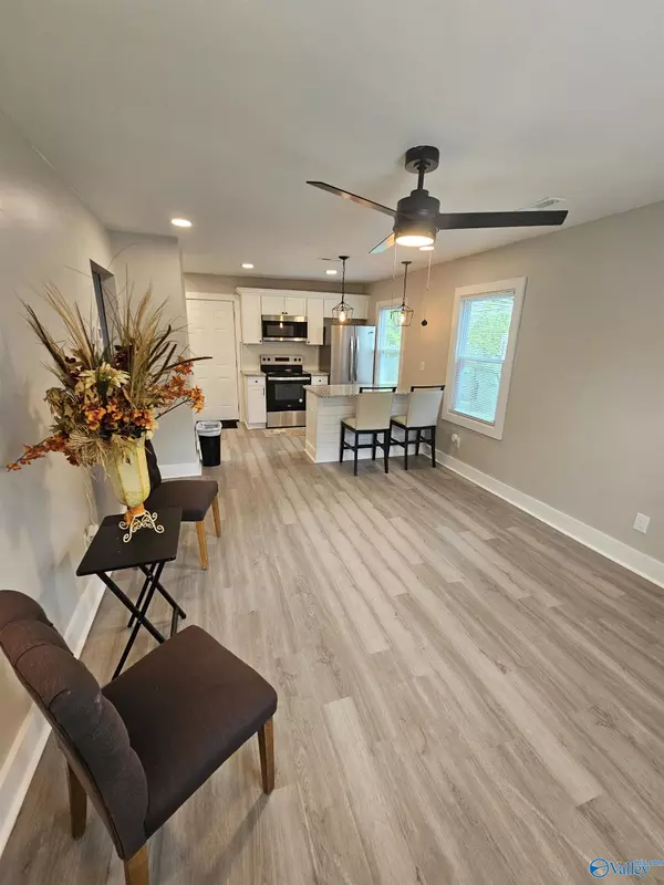 Huntsville, AL 35805,702 9th Street